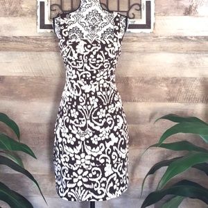Sangria Brown & White Scroll Body Hugging Dress